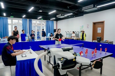 科技賦能全民健身，智慧賽事點亮社區——上海市智能乒乓球賽真新站活力開賽